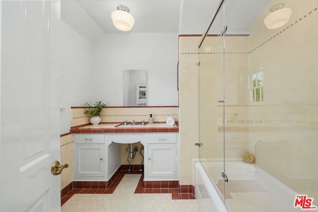 Residential in Los Angeles — Photos 22