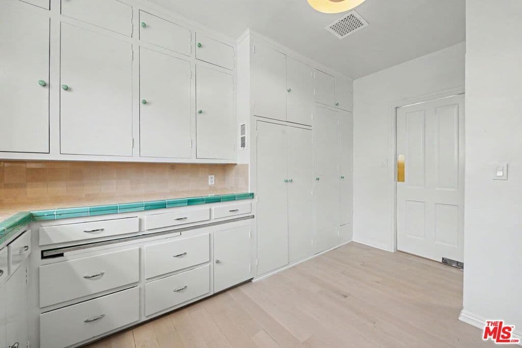 Residential in Los Angeles — Photos 34