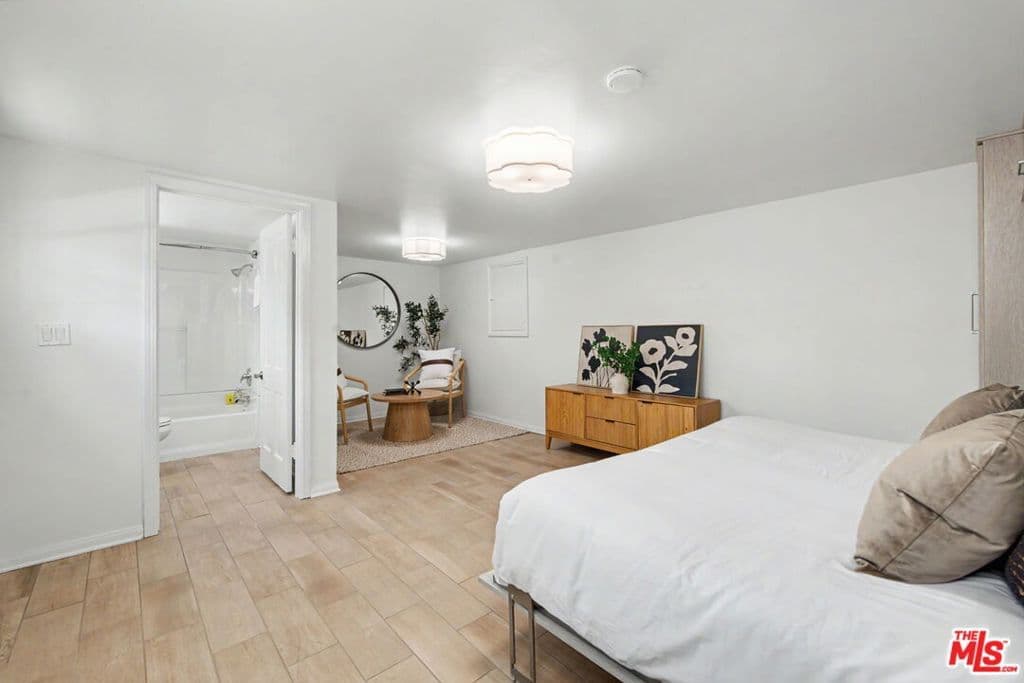 Residential in Los Angeles — Photos 36