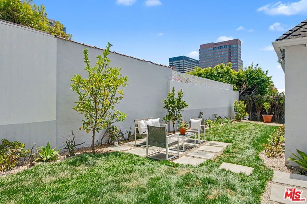 Residential in Los Angeles — Photos 46