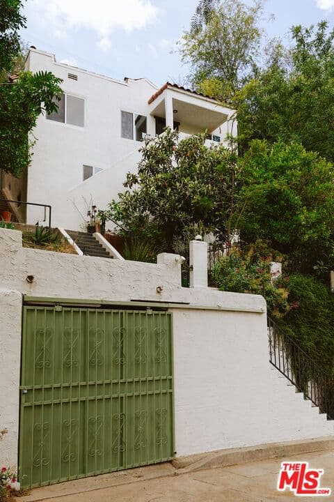 Residential in Los Angeles — Photos 32
