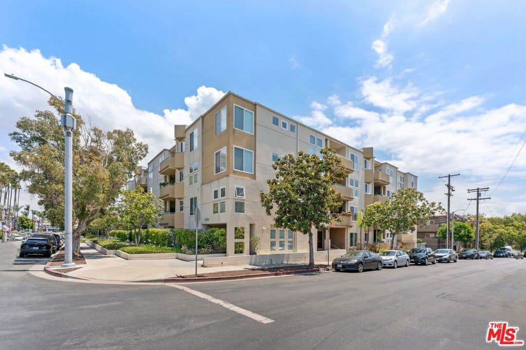 Residential in Los Angeles — Photos 24