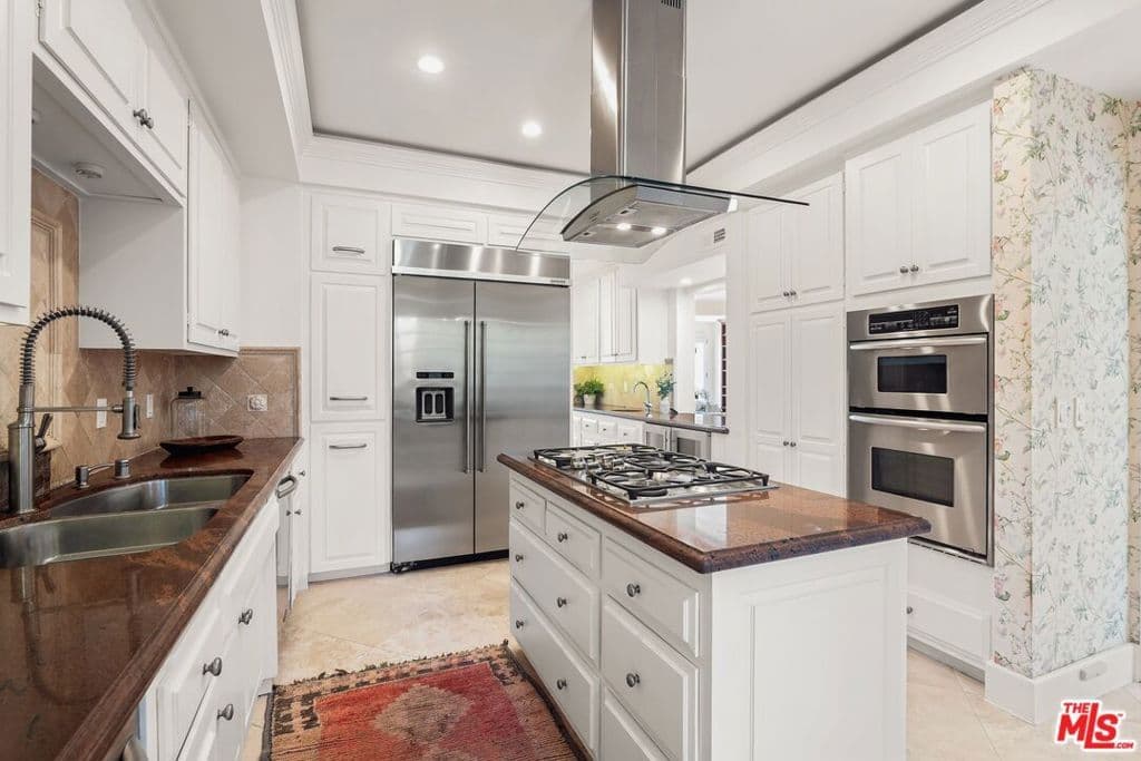 Residential in Los Angeles — Photos 10
