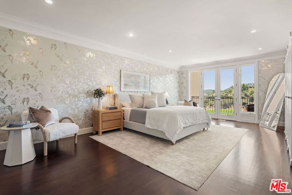 Residential in Los Angeles — Photos 15