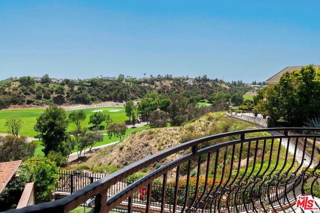 Residential in Los Angeles — Photos 16