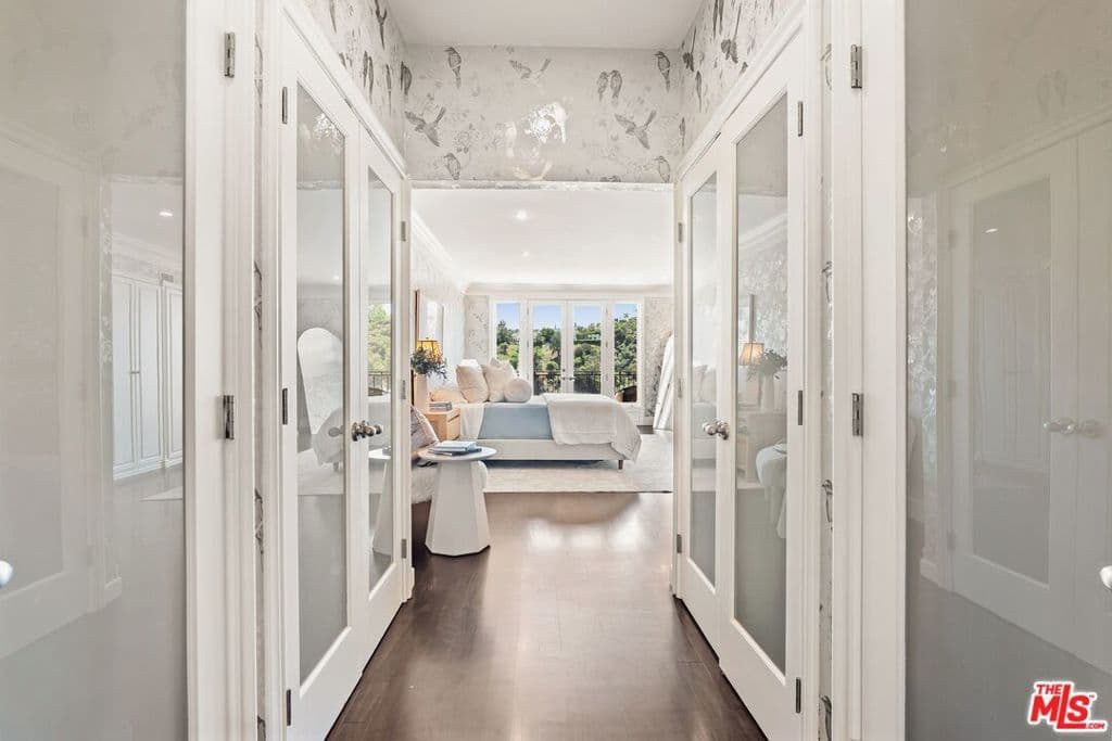 Residential in Los Angeles — Photos 17