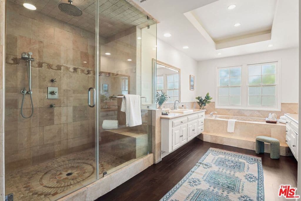 Residential in Los Angeles — Photos 18