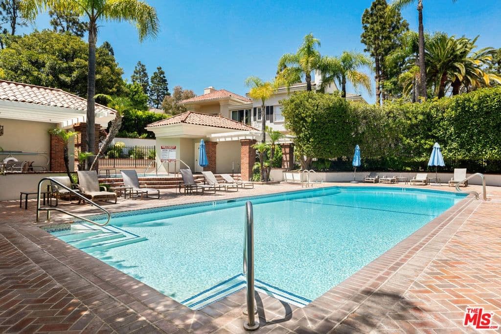 Residential in Los Angeles — Photos 30