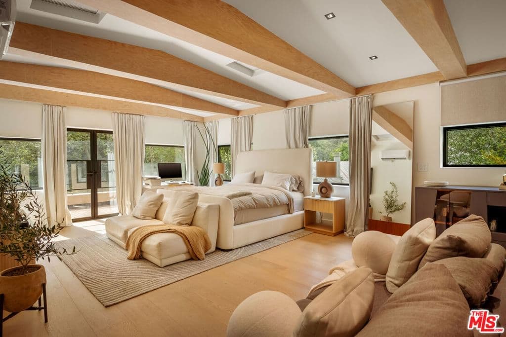 Residential in Los Angeles — Photos 14