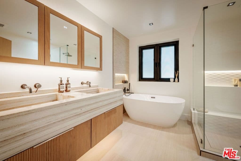 Residential in Los Angeles — Photos 20
