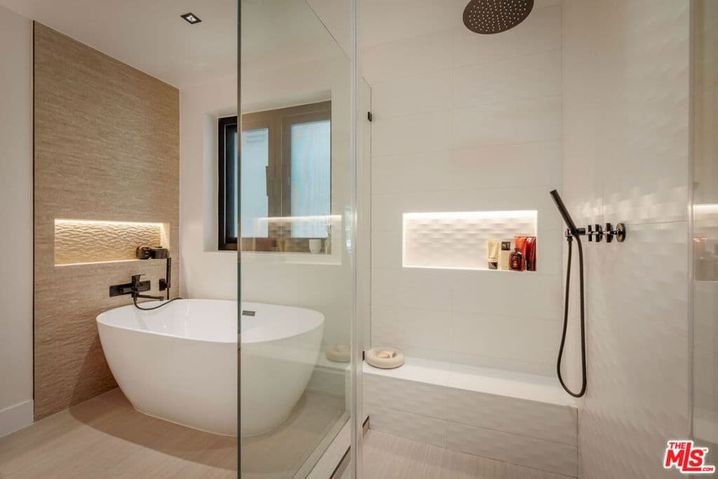 Residential in Los Angeles — Photos 22