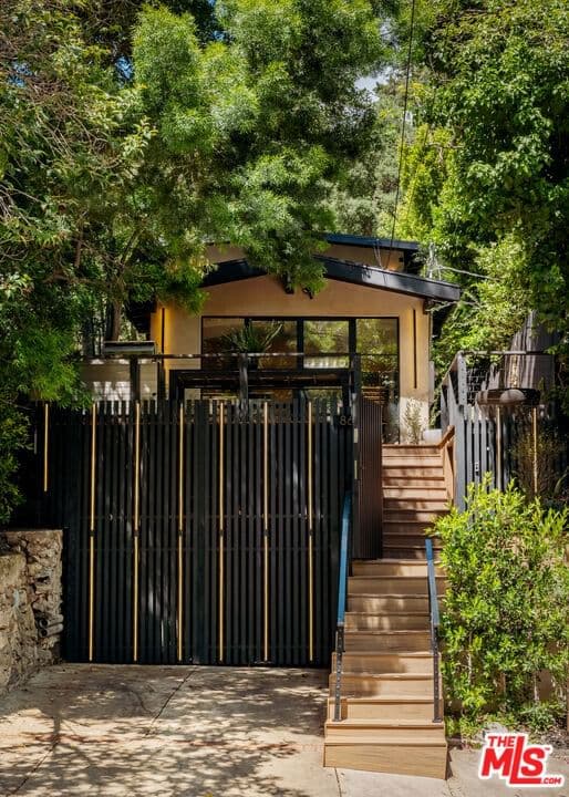 Residential in Los Angeles — Photos 38