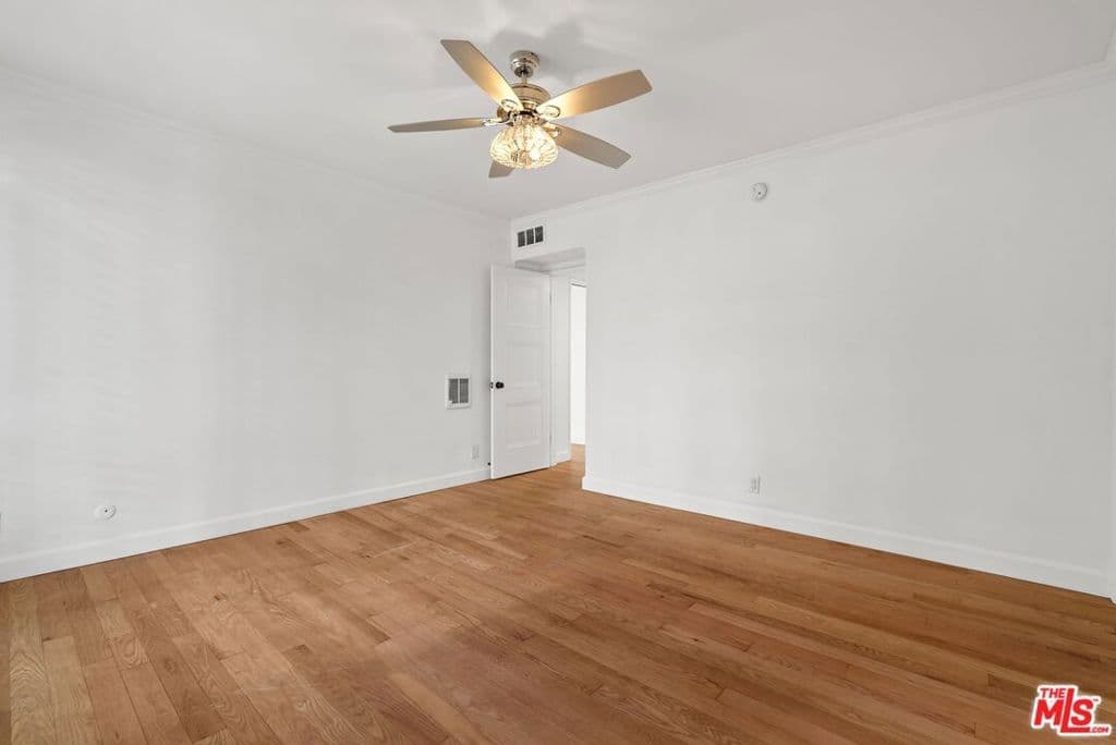 Residential in Los Angeles — Photos 20