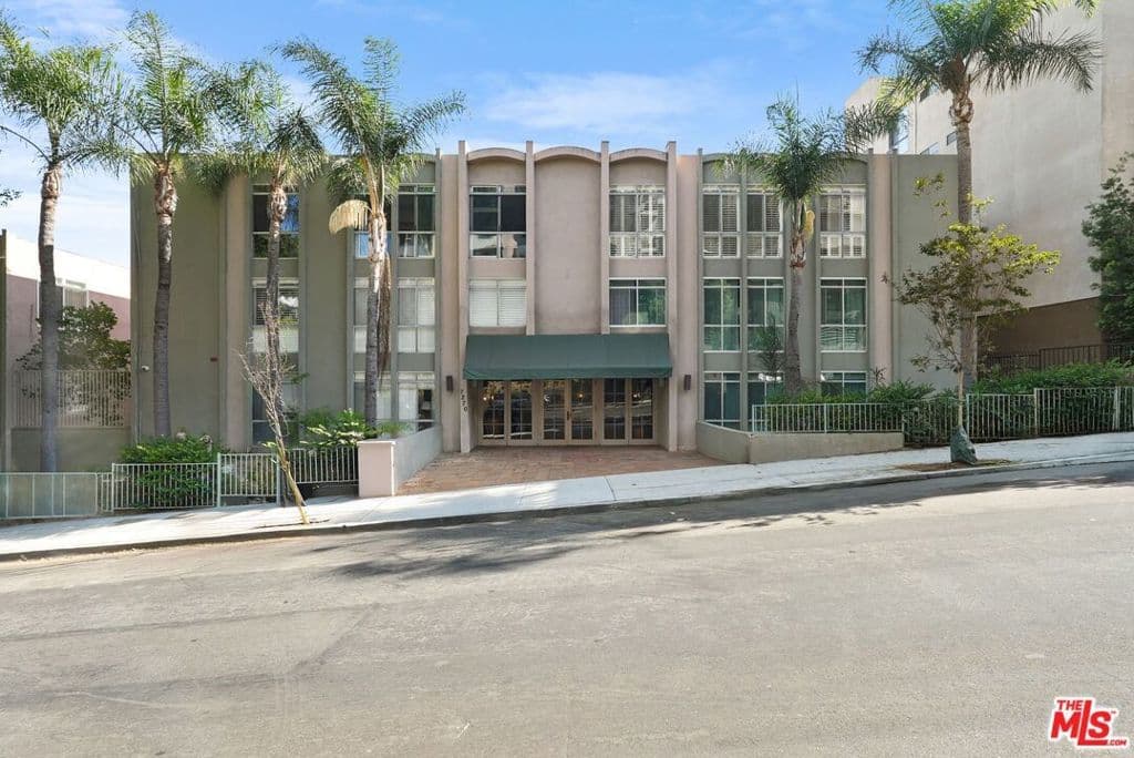 Residential in Los Angeles — Photos 30