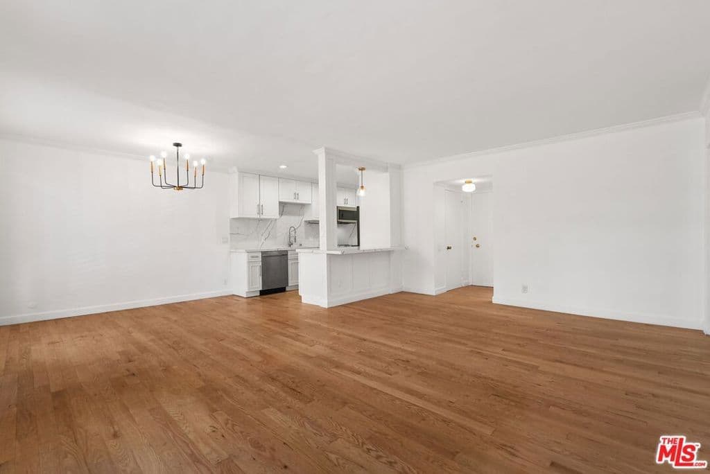 Residential in Los Angeles — Photos 6