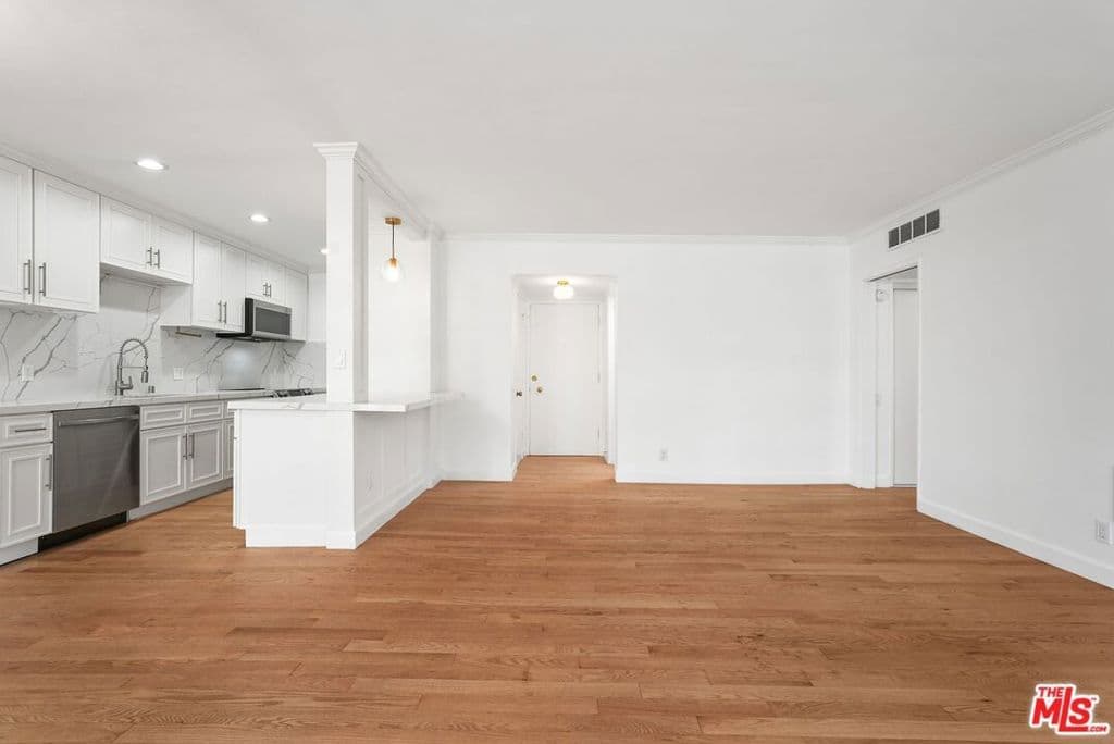 Residential in Los Angeles — Photos 9