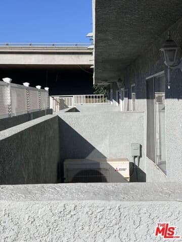 Residential in Los Angeles — Photos 31