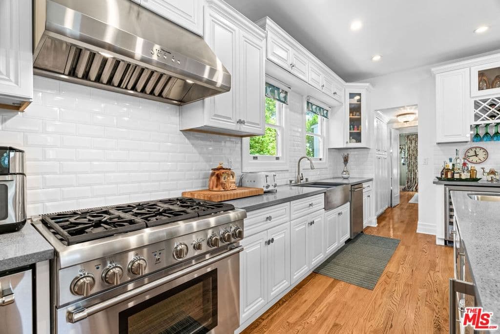 Residential in Los Angeles — Photos 17