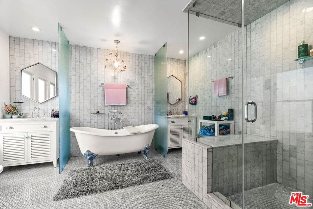 Residential in Los Angeles — Photos 33