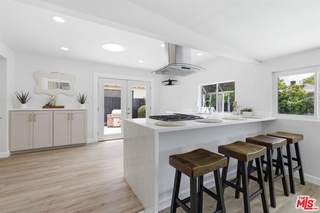 Residential in Los Angeles — Photos 11