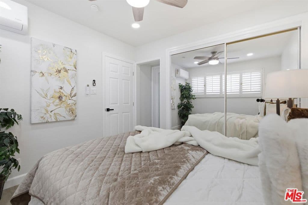 Residential in Los Angeles — Photos 15