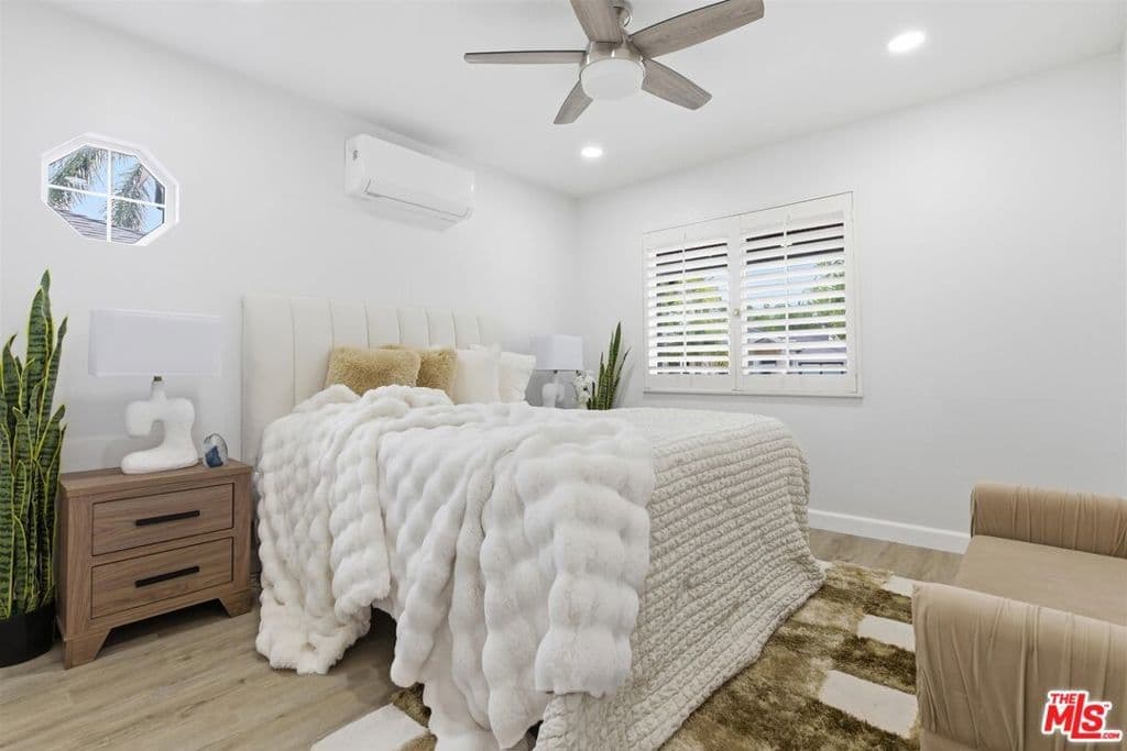 Residential in Los Angeles — Photos 17