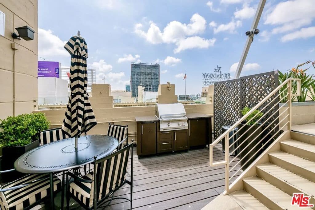 Residential in Los Angeles — Photos 22