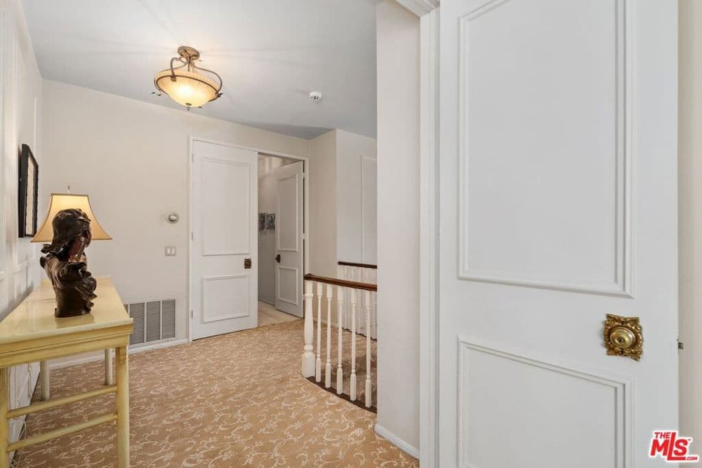 Residential in Los Angeles — Photos 14