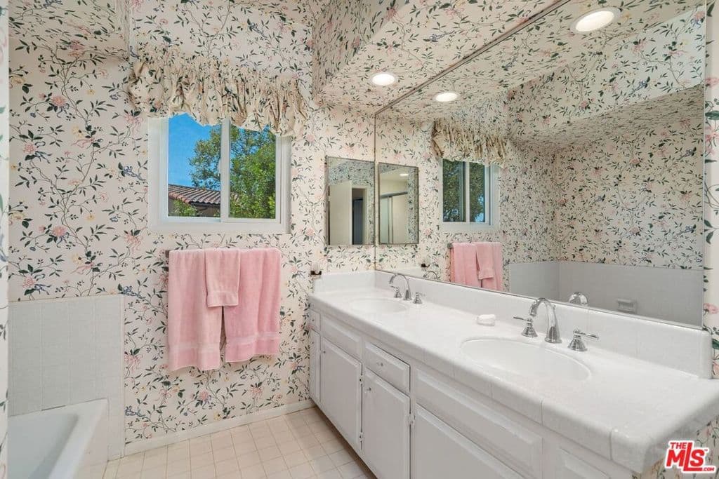 Residential in Los Angeles — Photos 24