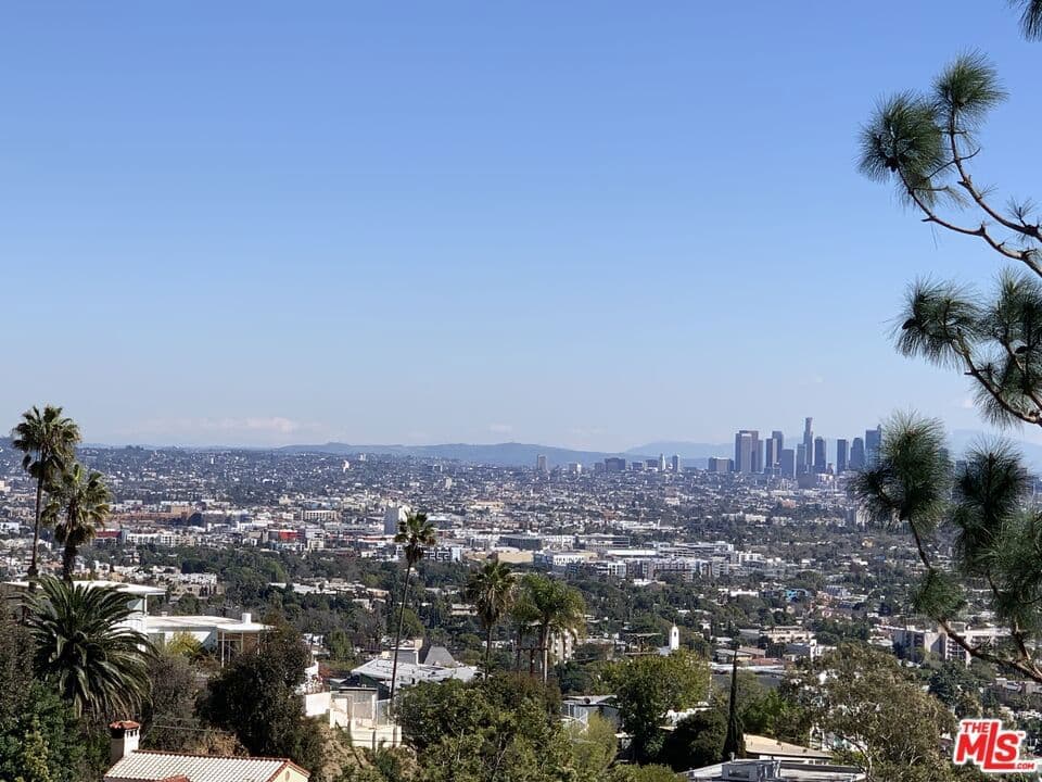 Residential in Los Angeles — Photos 18
