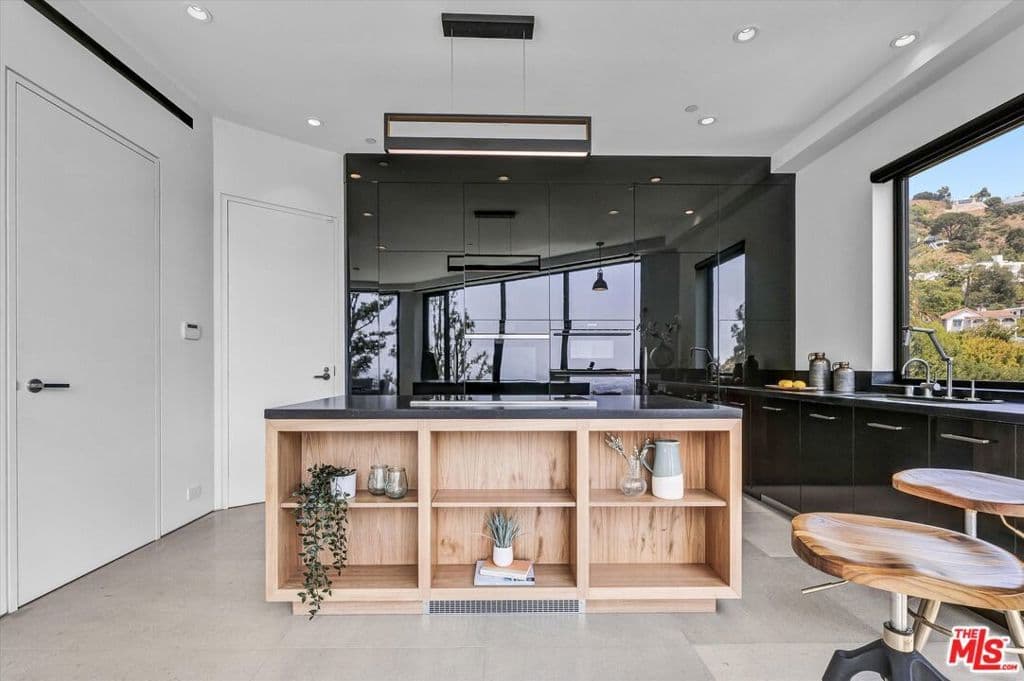 Residential in Los Angeles — Photos 20