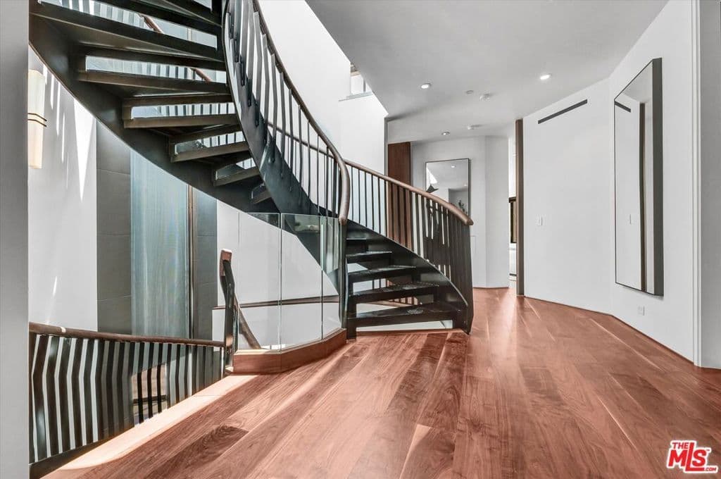 Residential in Los Angeles — Photos 23