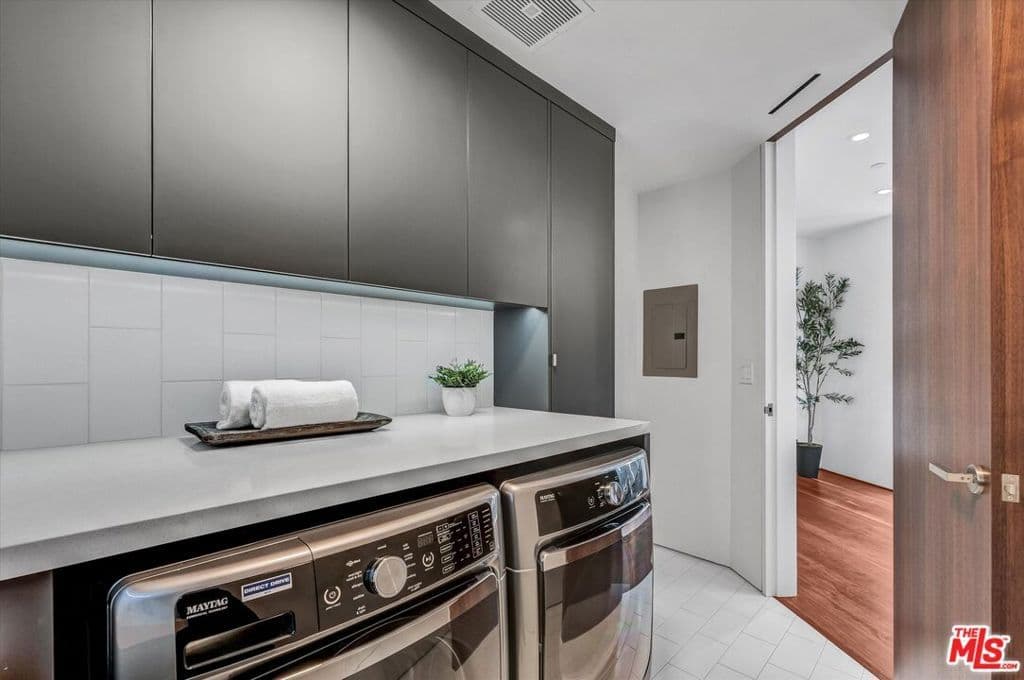 Residential in Los Angeles — Photos 26