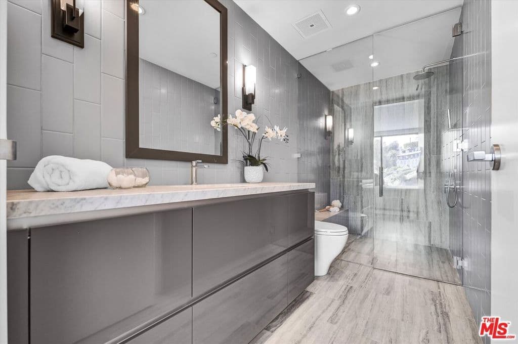 Residential in Los Angeles — Photos 39