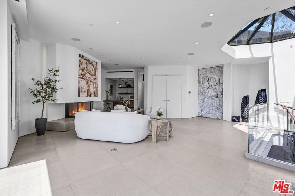 Residential in Los Angeles — Photos 8