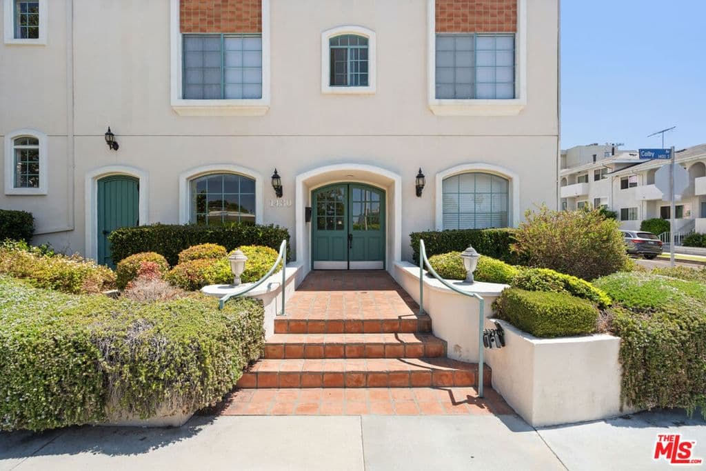 Residential in Los Angeles — Photos 21