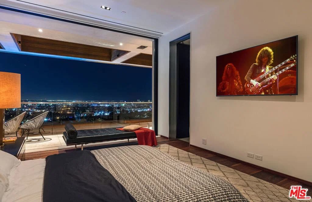 Residential in Los Angeles — Photos 45