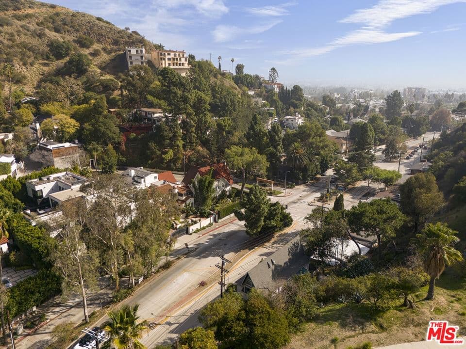 Residential in Los Angeles — Photos 11