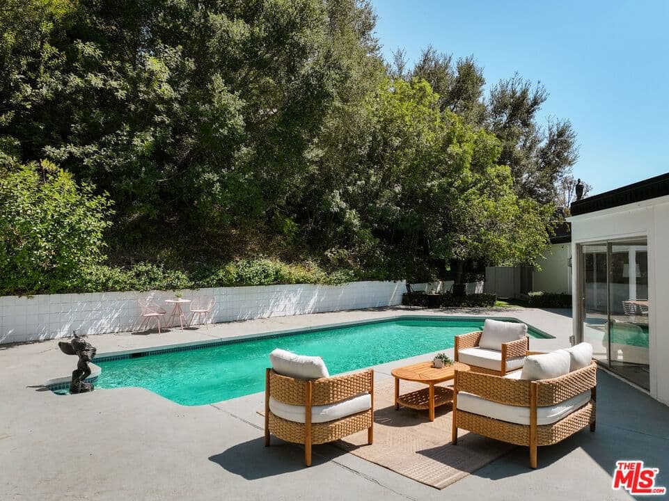 Residential in Los Angeles — Photos 28