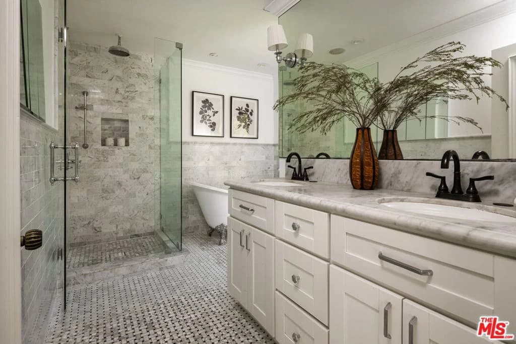 Residential in Los Angeles — Photos 16
