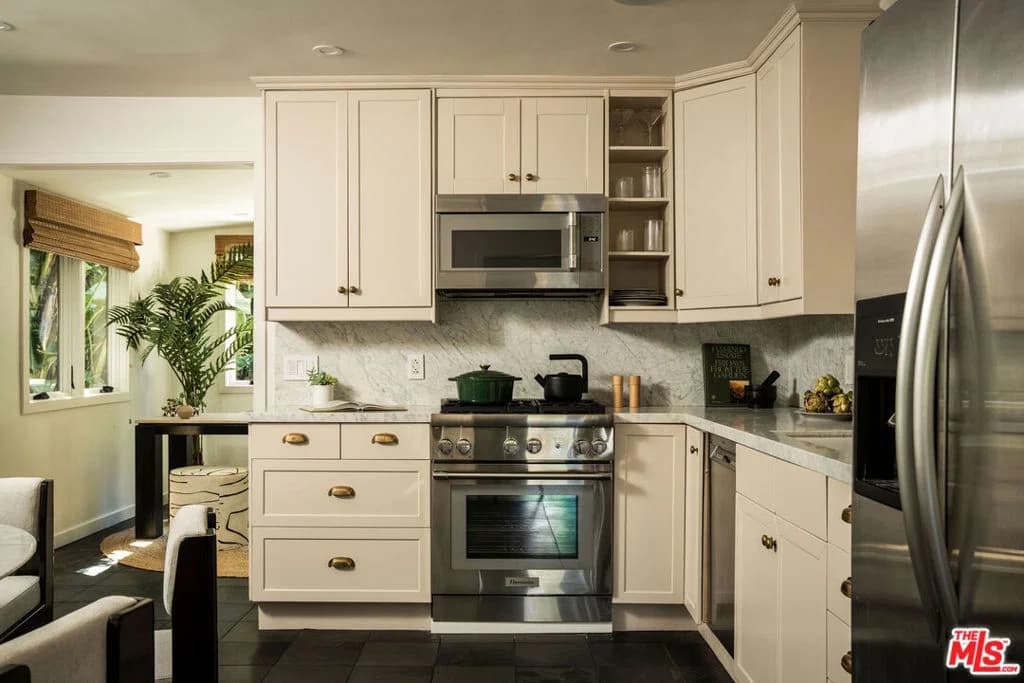Residential in Los Angeles — Photos 14