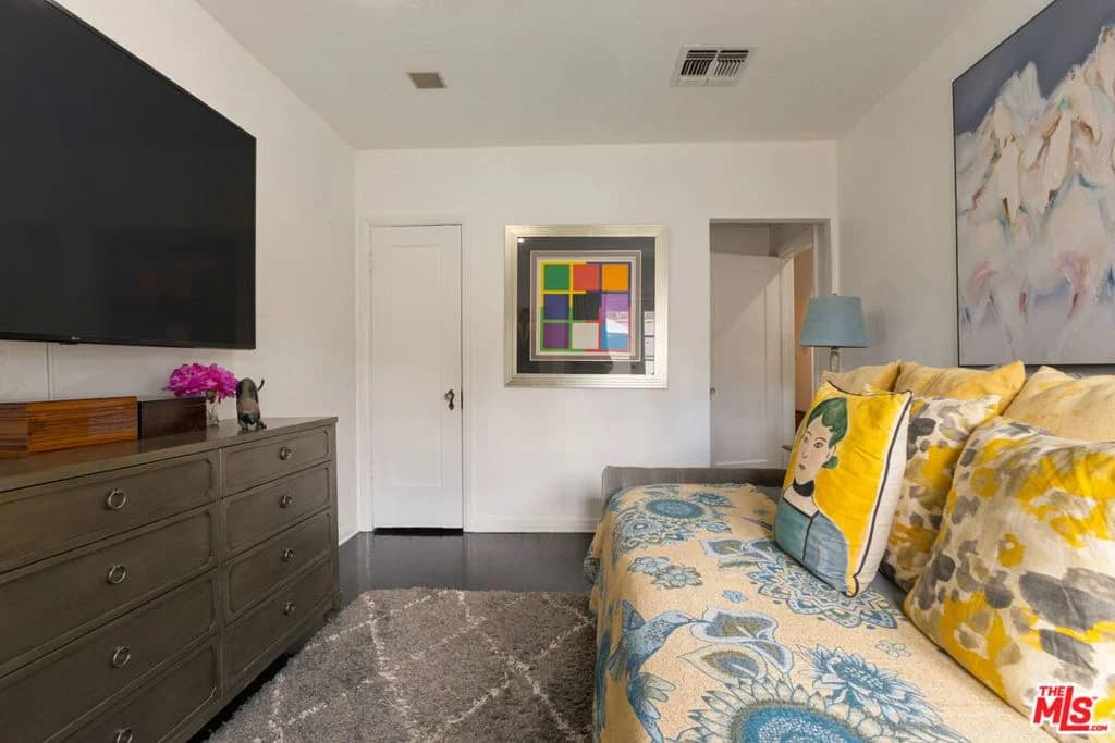 ResidentialIncome in Los Angeles — Photos 25