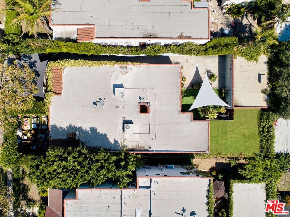 ResidentialIncome in Los Angeles — Photos 38