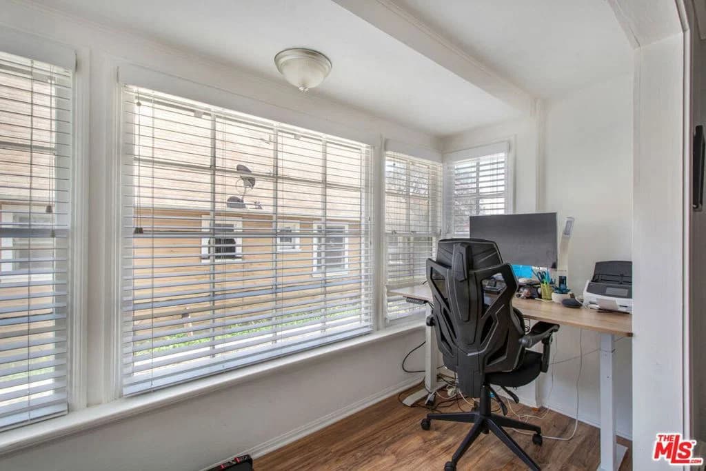 Residential in Los Angeles — Photos 12
