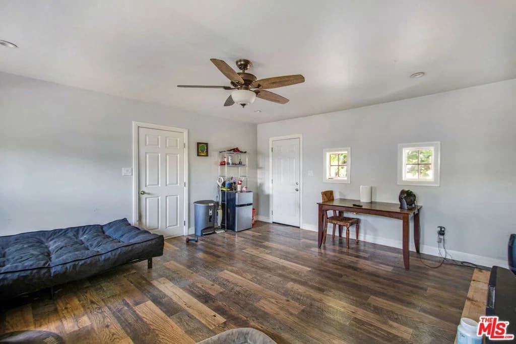 Residential in Los Angeles — Photos 33