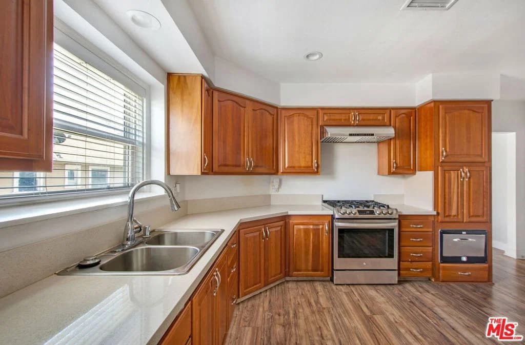 Residential in Los Angeles — Photos 20