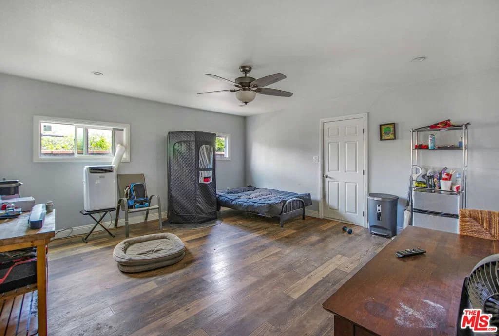 Residential in Los Angeles — Photos 34