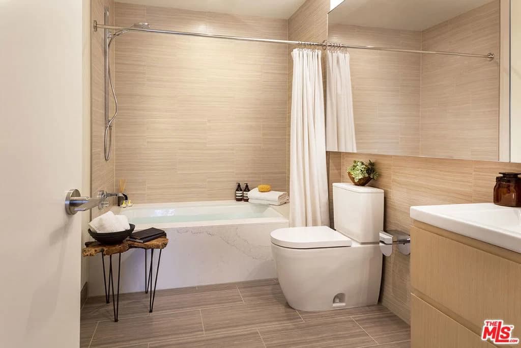 Residential in Los Angeles — Photos 7
