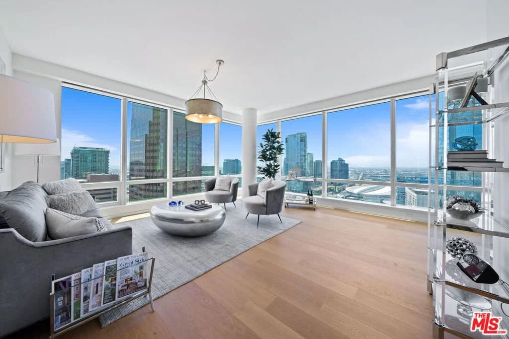 Residential in Los Angeles