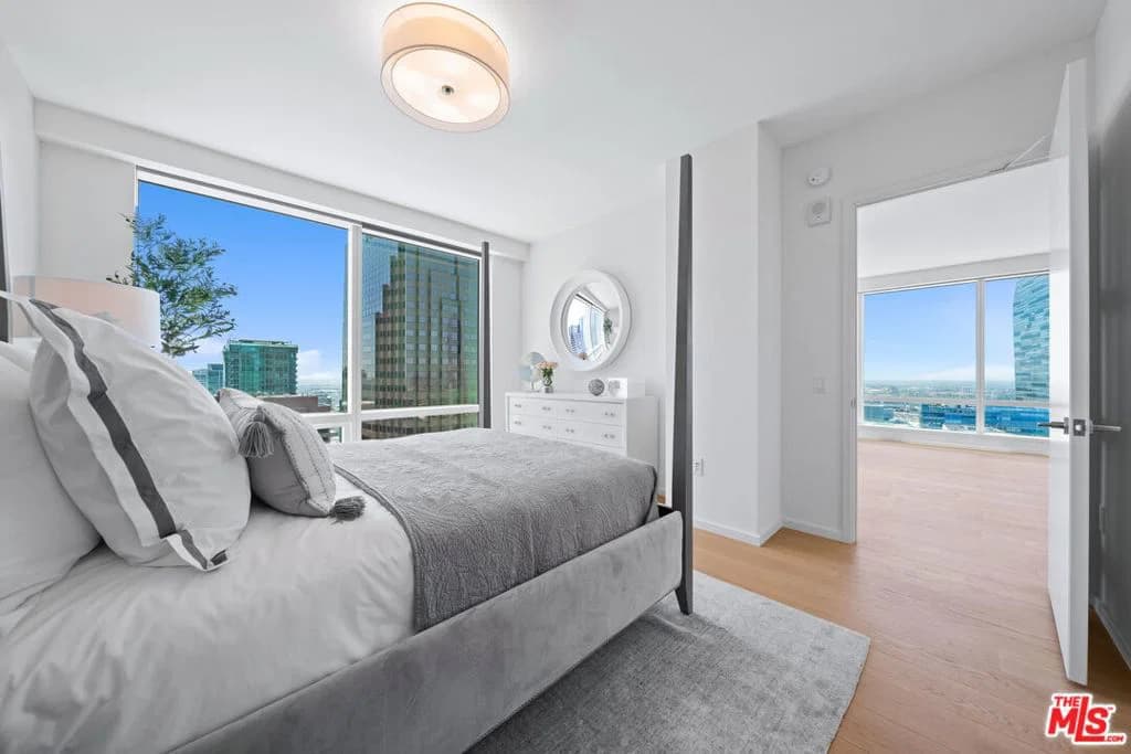 Residential in Los Angeles — Photos 13